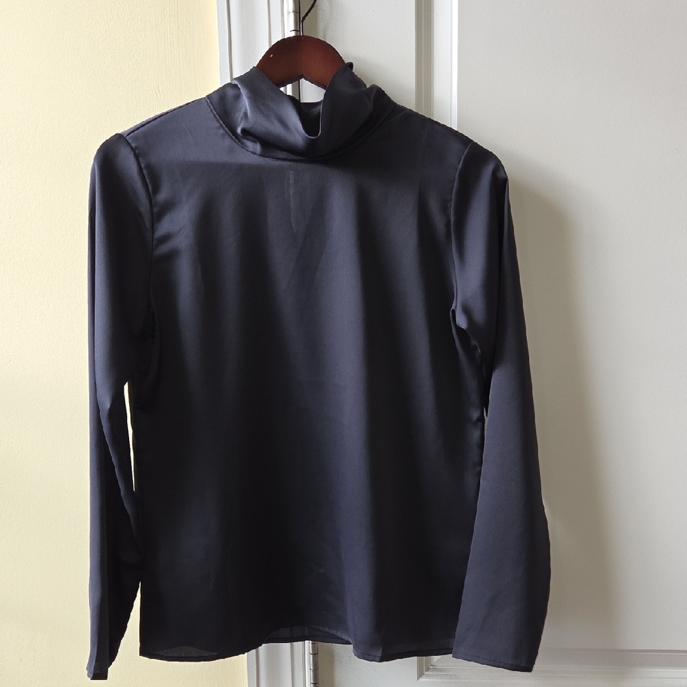 Banana Republic blue satin mock neck blouse size XS